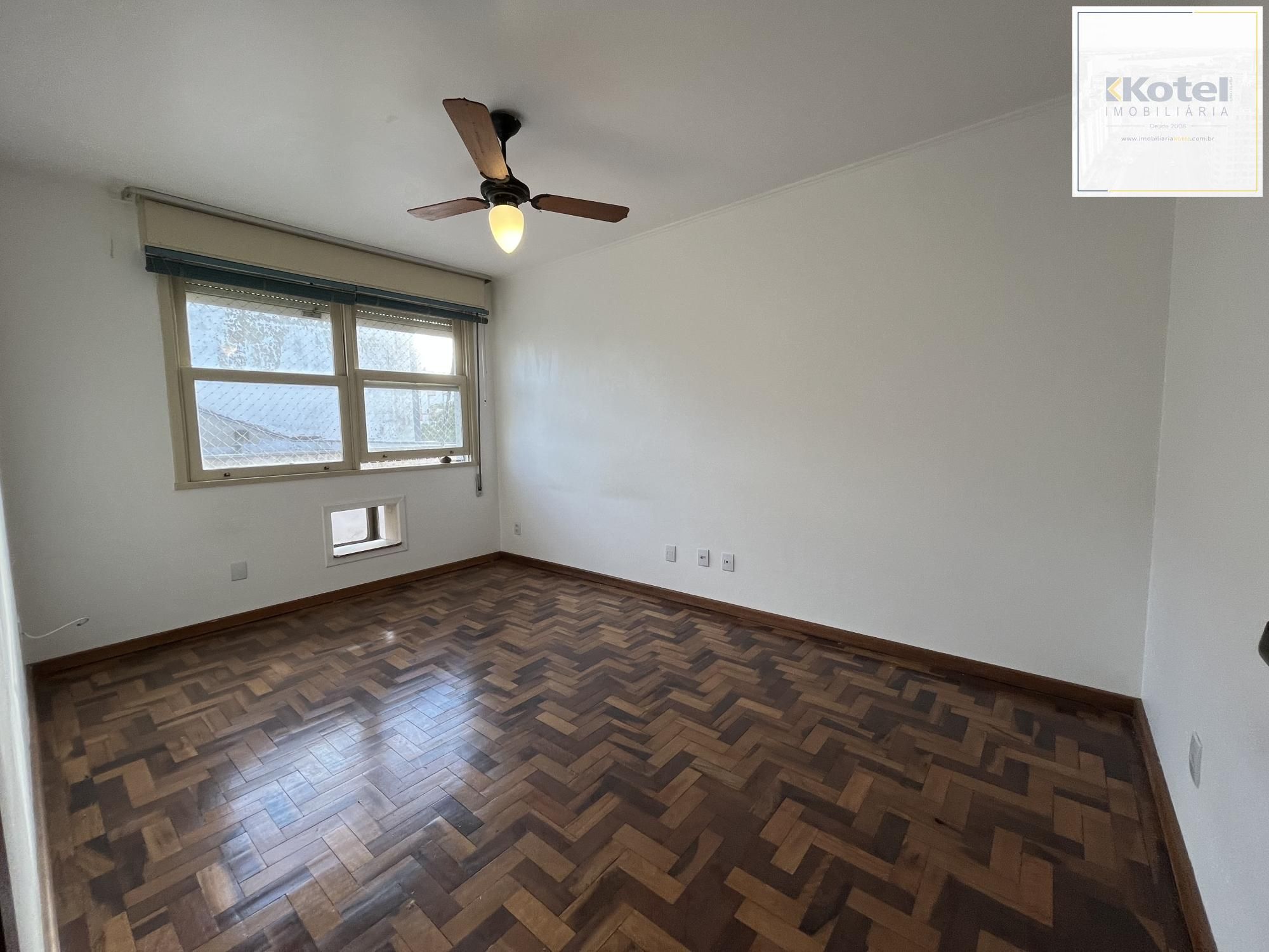 Apartamento de 2 quartos, opção 3º quarto ou gabinete e 1 vaga de garagem