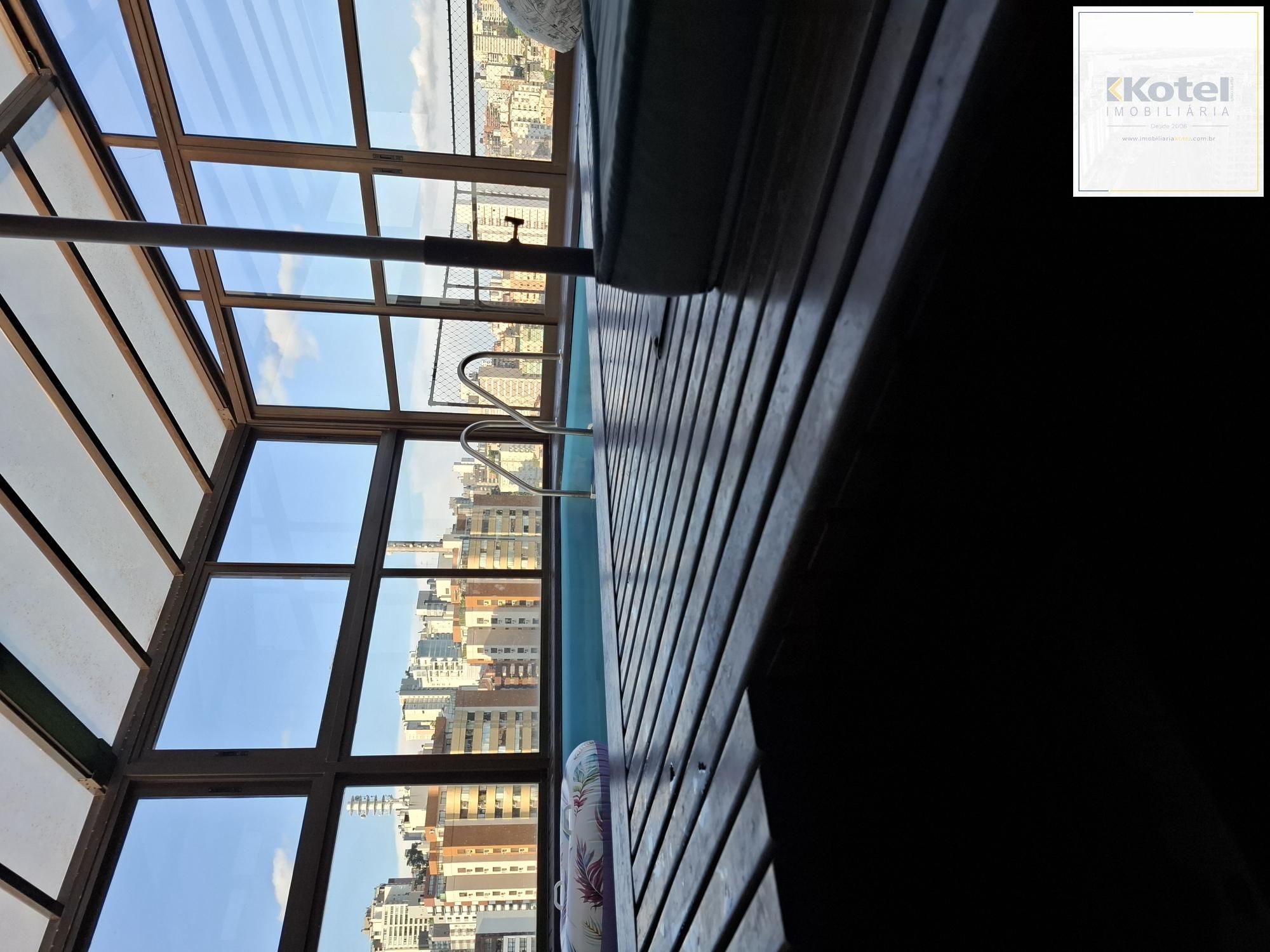 Excelente cobertura de 211m² com 3 dormitórios e 2 vagas. — foto 2