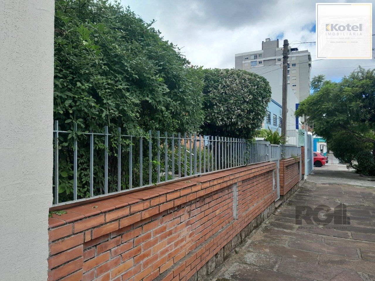 Casa de 5vquartos e 3 vagas de garagem no bairro Santana em Porto Alegre — foto 2