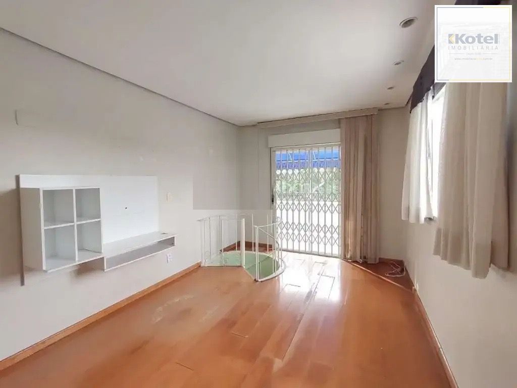 Apartamento de dois quartos no bairro Rio Branco em Porto Alegre