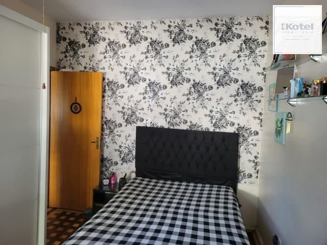 Apartamento de três dormitórios no bairro Rio Branco em Porto Alegre. — foto 3