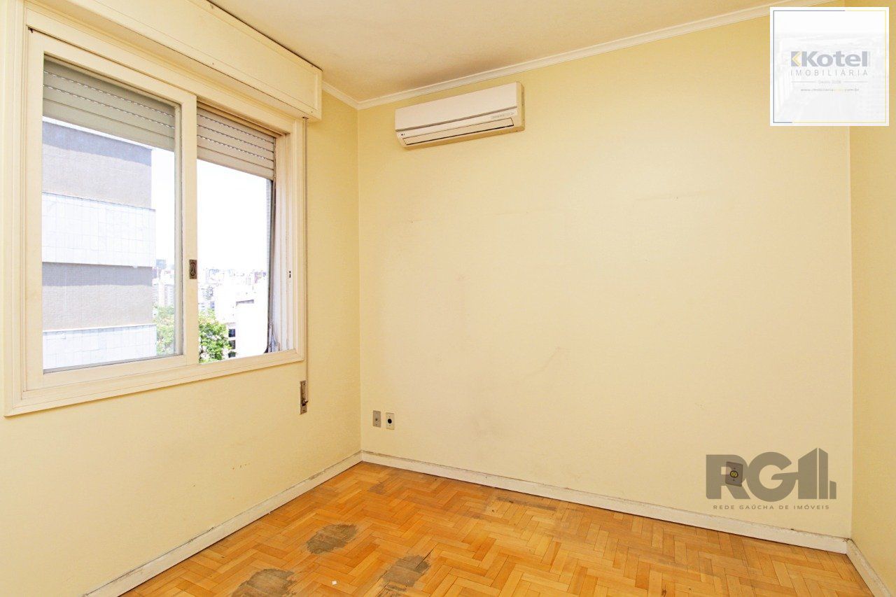 Venda Apartamento de três dormitórios, 01 vaga de garagem, com elevador