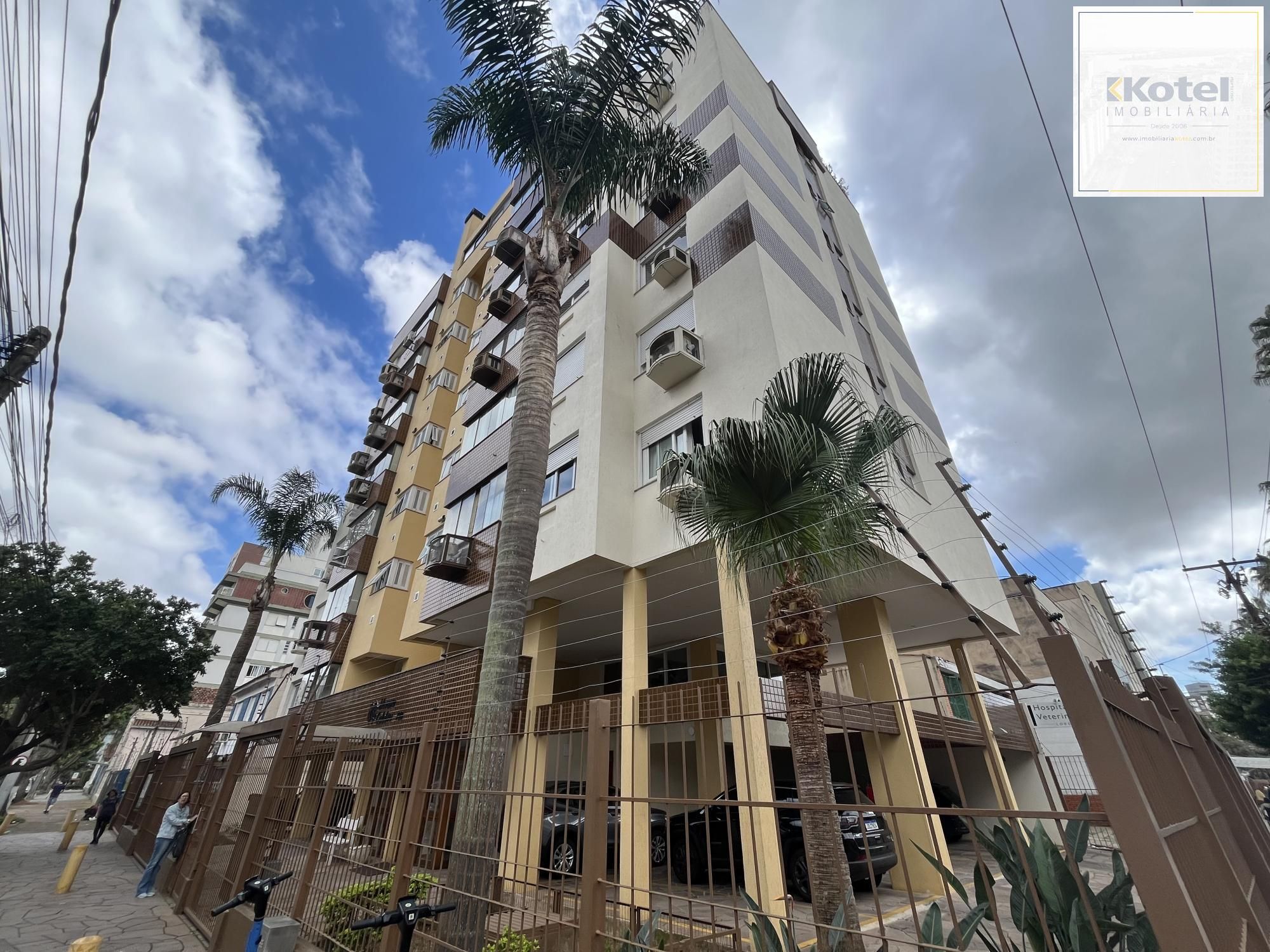 Apartamento de dois quartos, suíte e uma vaga de garagem no bairro Menino Deus