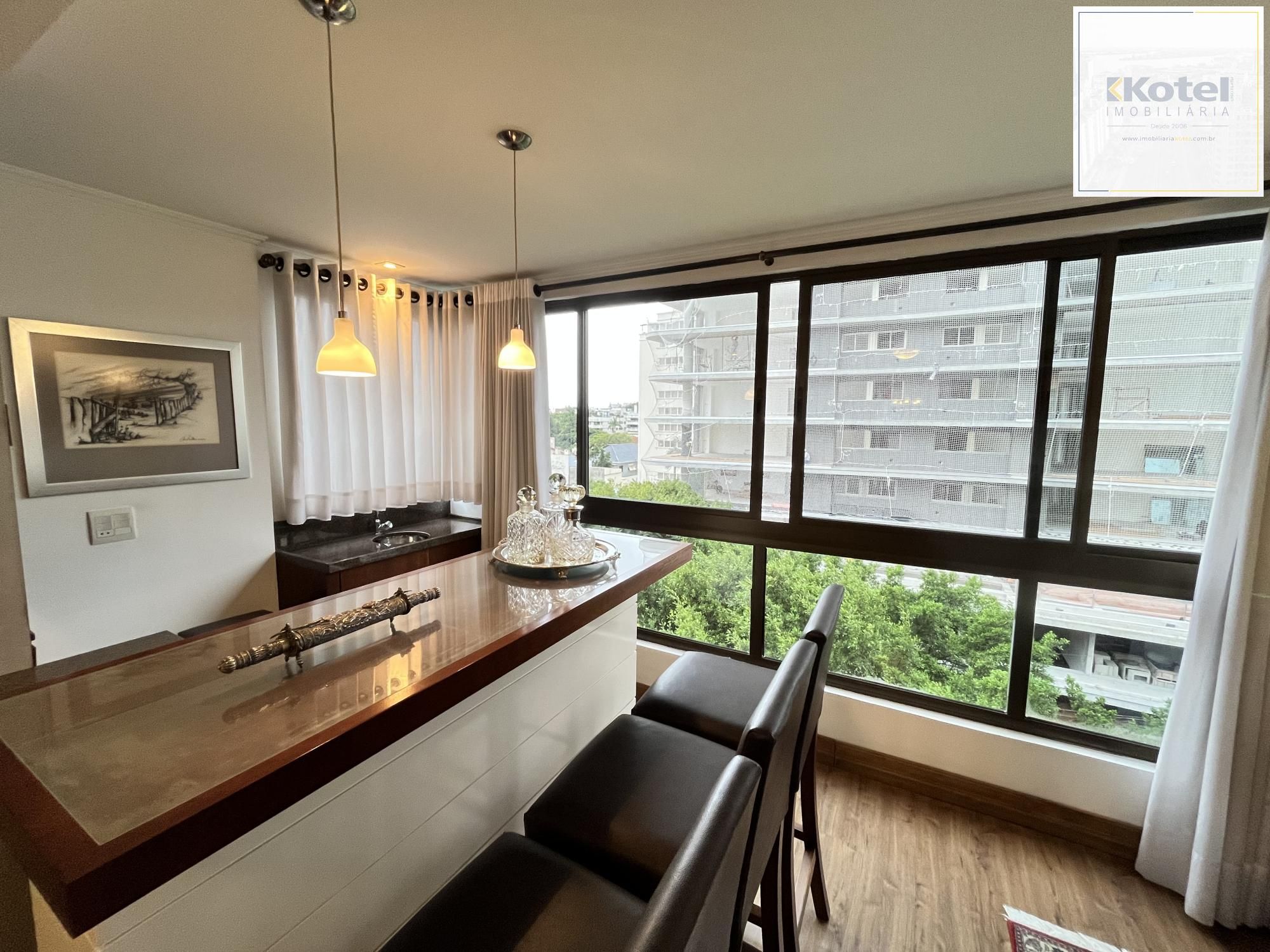 Apartamento de 3 quartos, suíte e 4 vagas de garagem no bairro Rio Branco em POA — foto 3