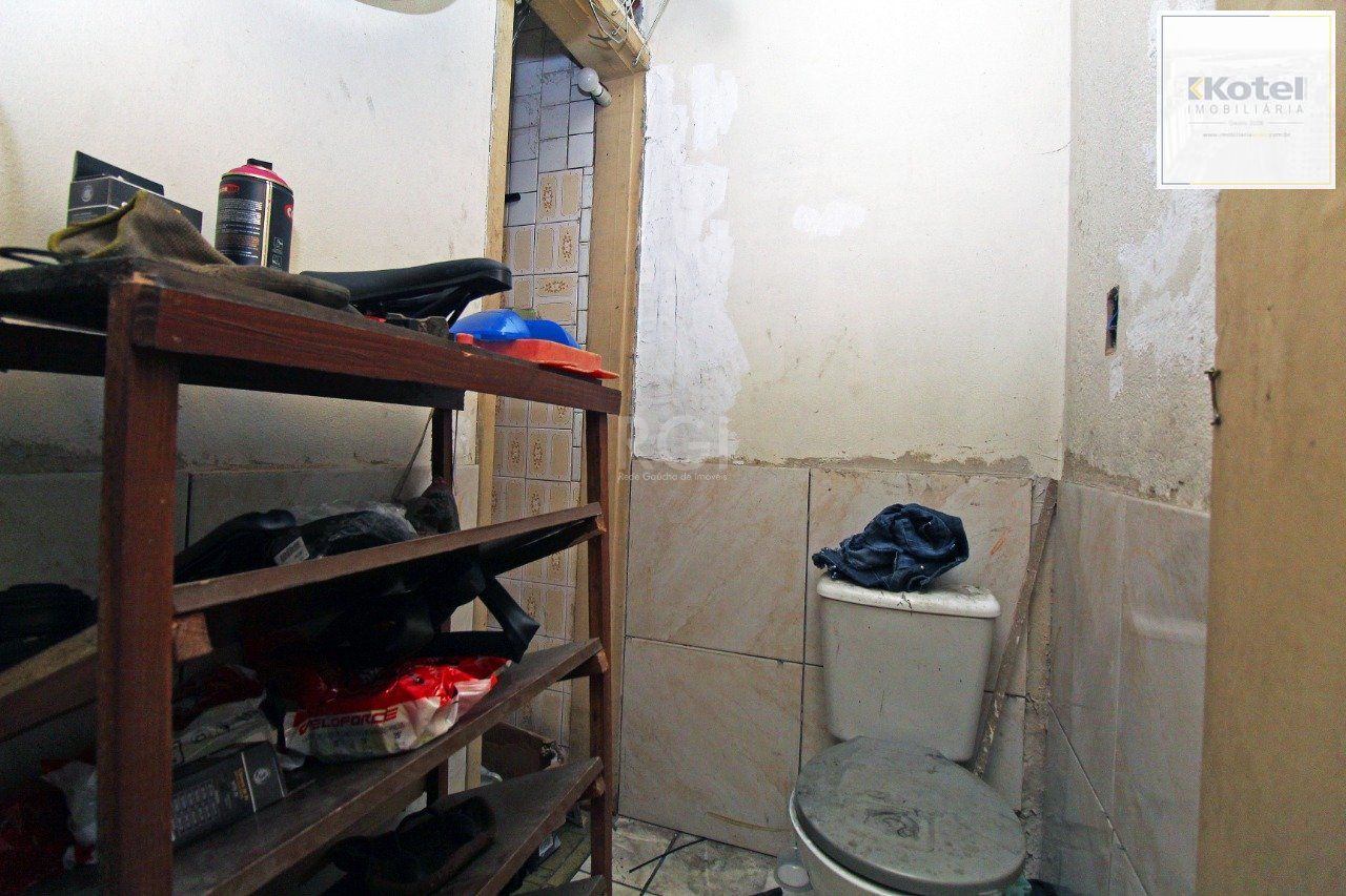 Casa para Venda - 85m², 2 dormitórios, 1 vaga - Cidade Baixa