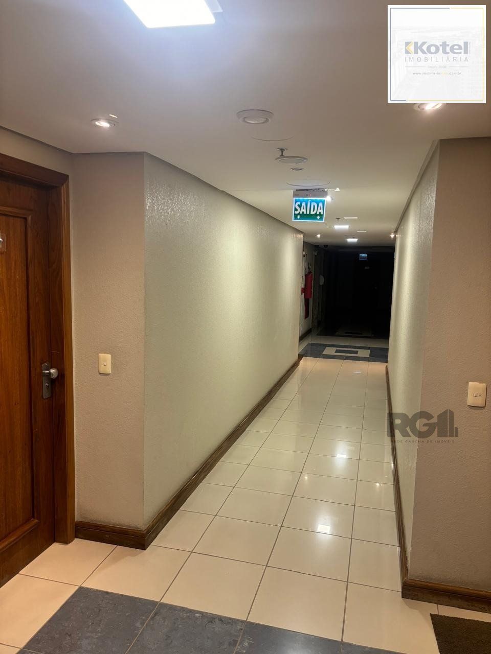 Sala Comercial à venda, 37m², Praia de Belas - Porto Alegre