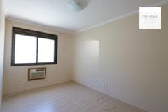 Apartamento de 2 quartos, suíte e 1 vaga de garagem no bairro Santana em POA/RS — foto 2