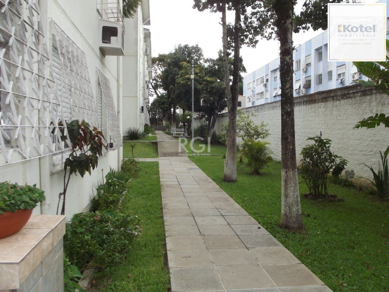 Apartamento para Venda - 46.68m², 2 dormitórios, 1 vaga - Cavalhada — foto 4