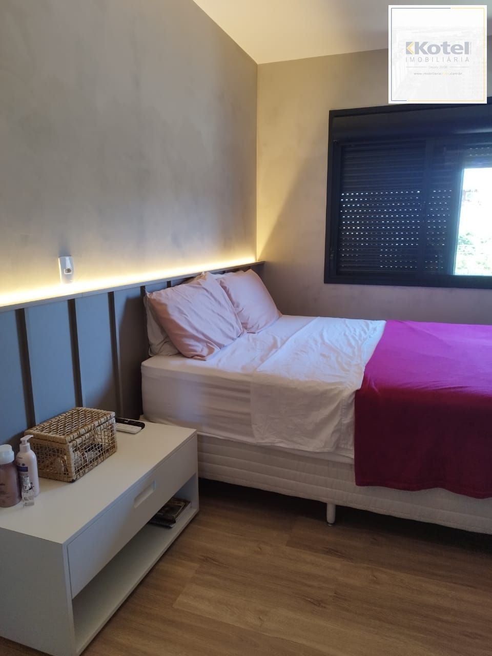 Apartamento de 2 quartos, suíte e 1 vaga de garagem no bairro Rio Branco em POA
