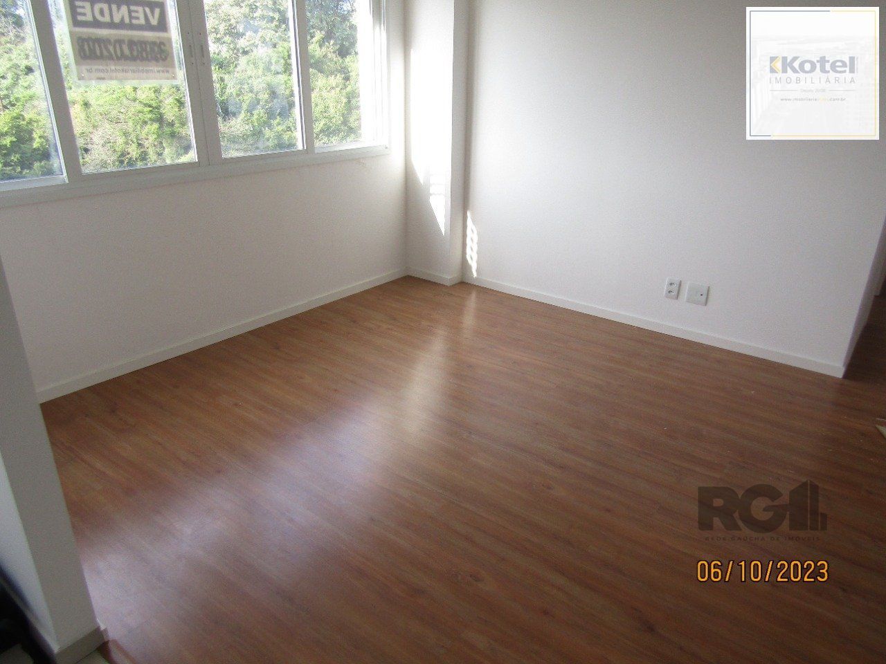 Apartamento para Venda - 56m², 2 dormitórios, 1 vaga - Azenha — foto 5