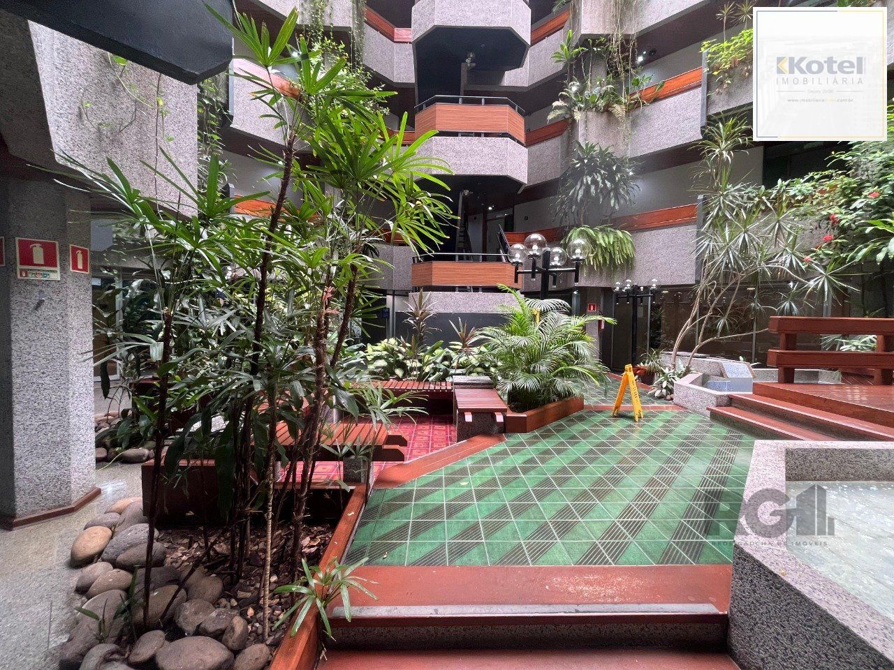 Conjunto/Sala para Venda - 27,10m², 0 dormitórios, São João