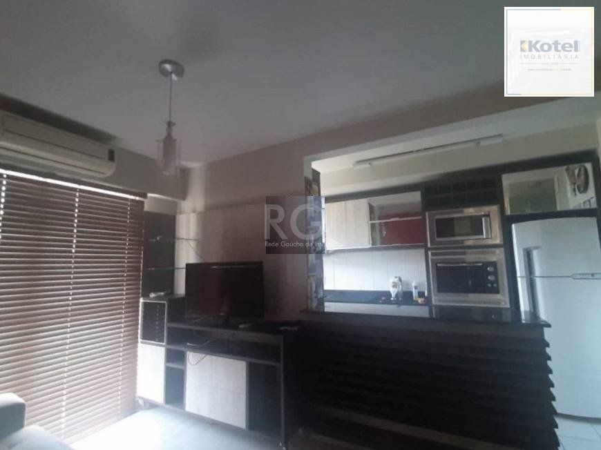 Apartamento para Venda - 67.54m², 3 dormitórios, sendo 1 suites, 1 vaga - Tristeza — foto 2