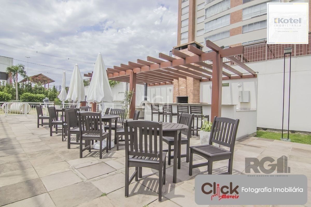 Excelente apartamento, finamente decorado e mobiliado, excelente iluminação, possuindo 03 dormitórios e 03 suites, sendo 01 master