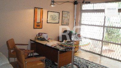 Casa para Venda - 125m², 3 dormitórios, 5 vagas - Menino Deus — foto 3
