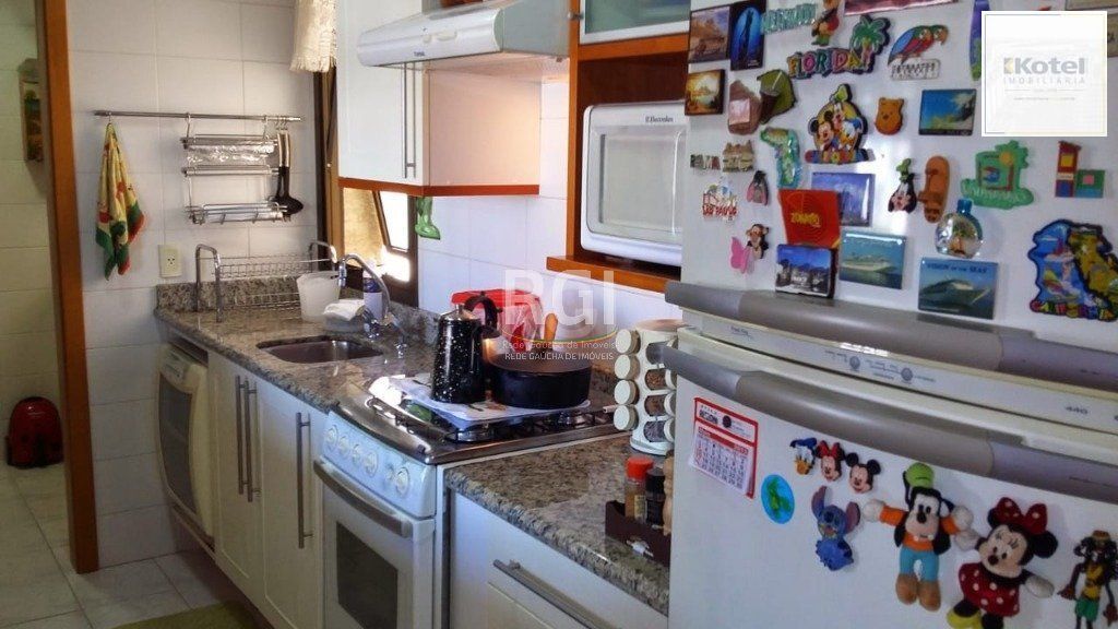 Apartamento para Venda - 90m², 3 dormitórios, sendo 1 suites, 1 vaga - Passo da Areia