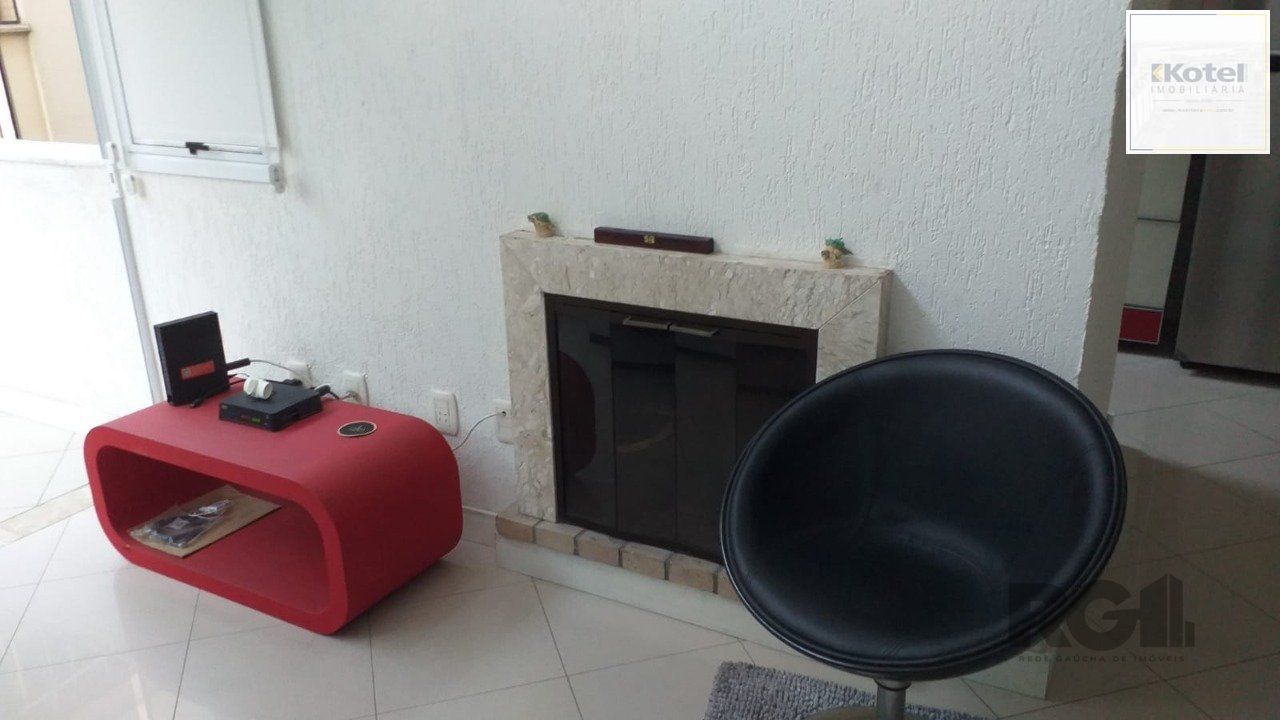 Ótimo Loft ou 1 dormitório e gabinete garagem no Rio Branco
