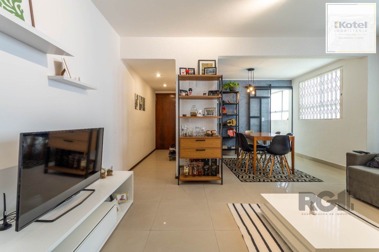 Apartamento 2 dormitórios e 2 vagas de garagem no bairro Rio Branco