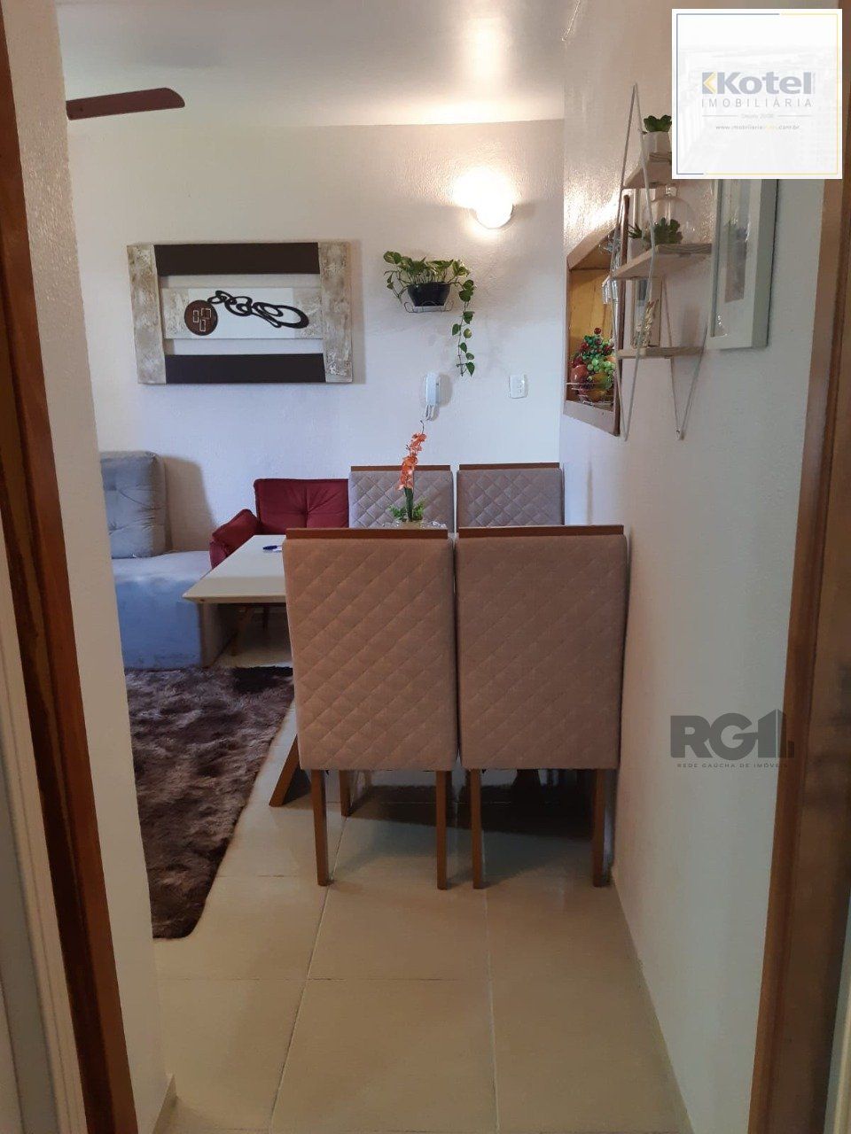 Apartamento térreo de dois dormitórios no bairro Santa Rosa de Lima em Porto Alegre. — foto 4