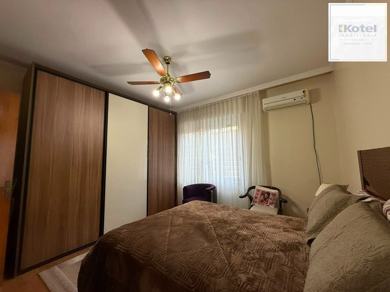 Apartamento térreo no bairro Menino Deus em Porto Alegre