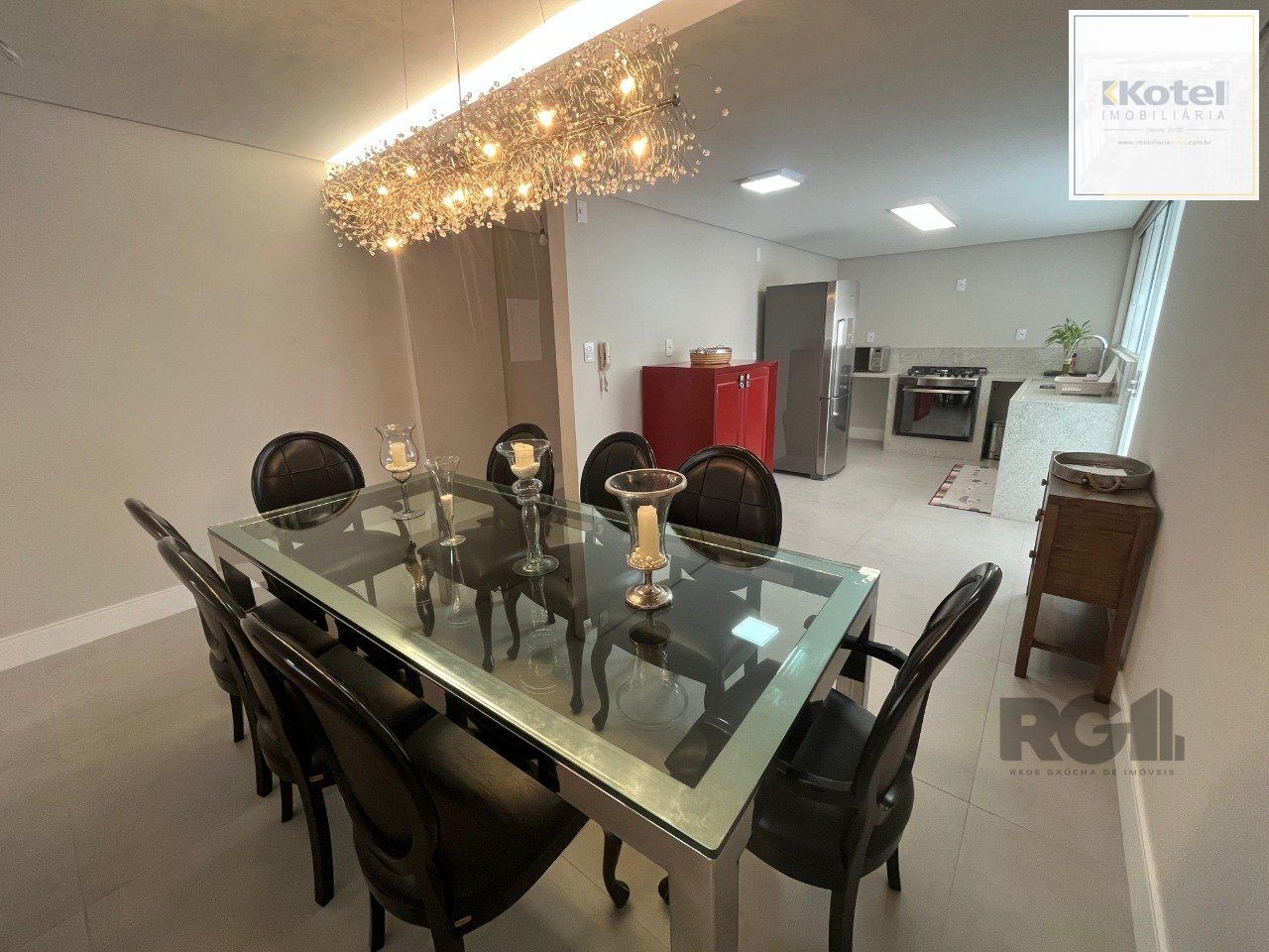 Apartamento de três quartos, suíte e uma vaga de garagem no bairro Independência em Porto Alegre. — foto 4