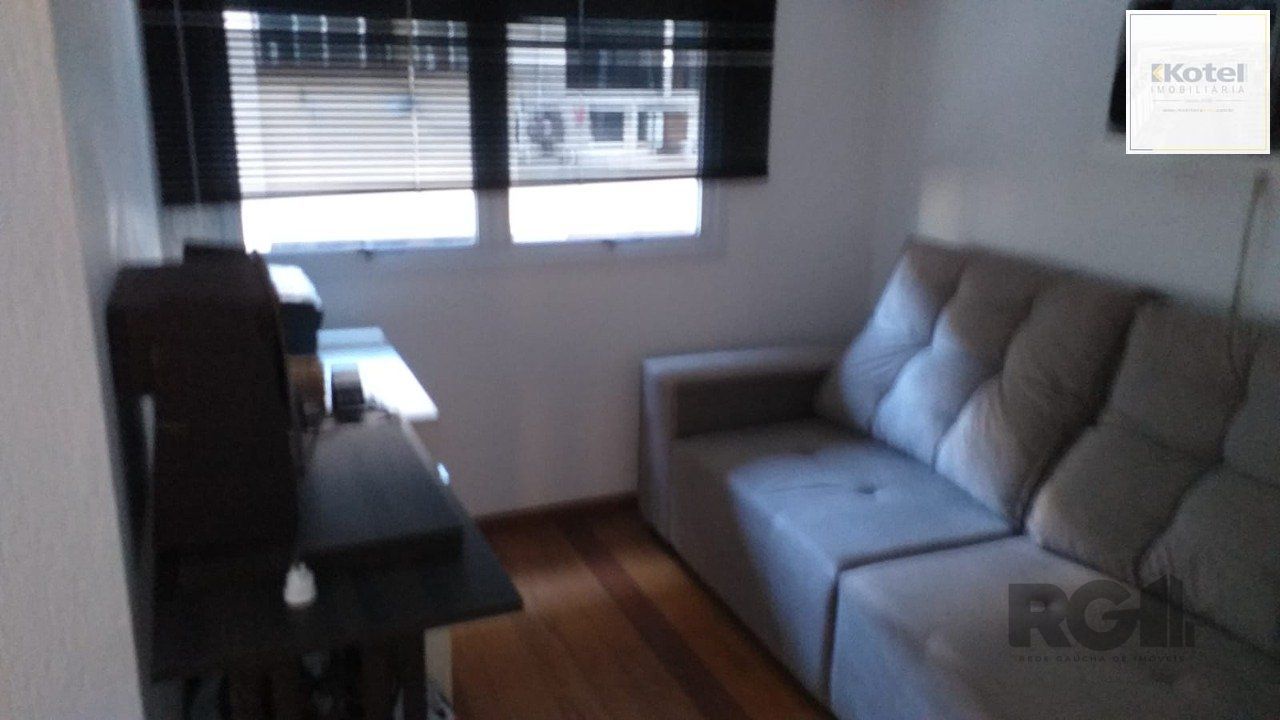 Ótimo Loft ou 1 dormitório e gabinete garagem no Rio Branco