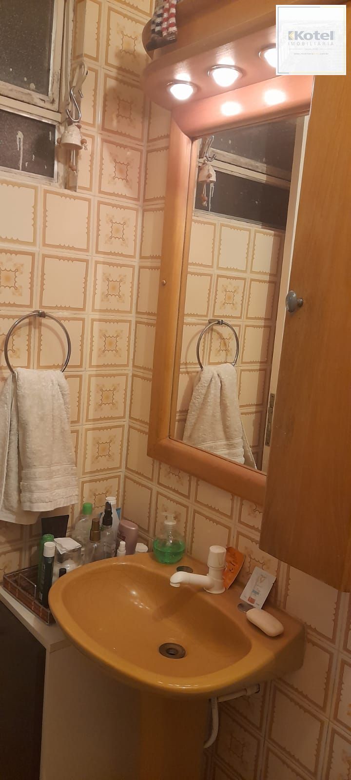 Apartamento com 1 dormitório, 1 vaga, bairro Floresta. — foto 4