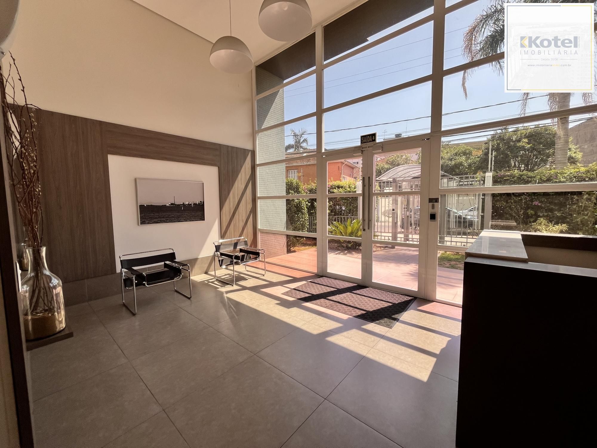 Apartamento de 3 quartos, 2 suítes e 2 vagas de garagem no Menino Deus em POA/RS