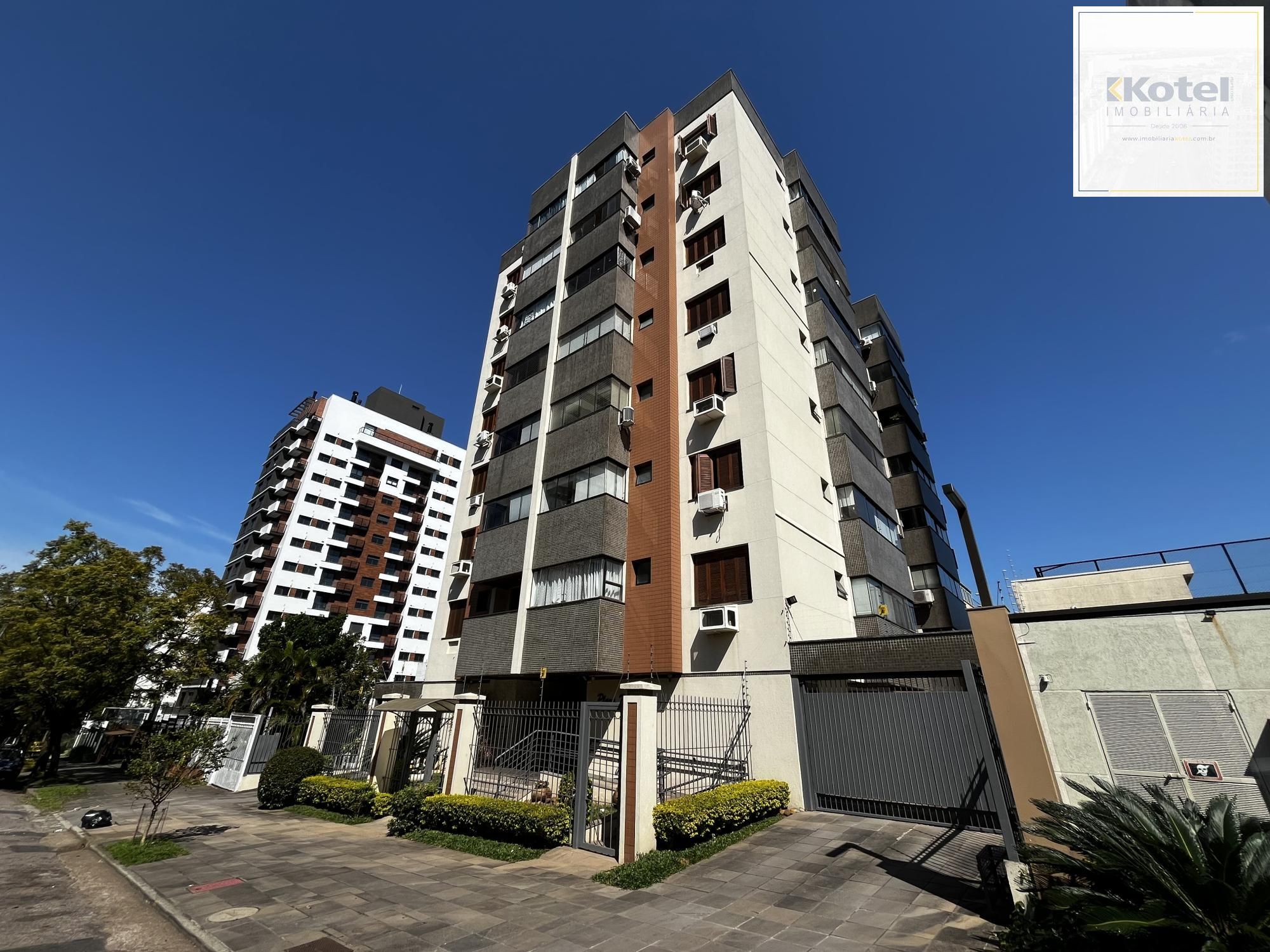 Apartamento de 2 quartos, suíte, sacada com churrasqueira e 2 vagas lado a lado