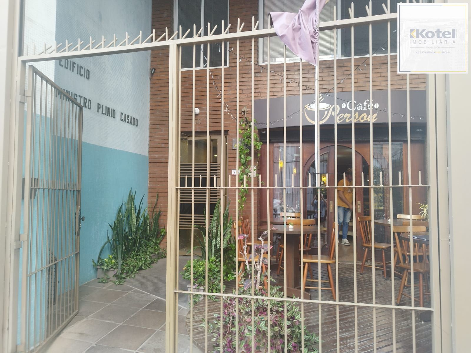 Apartamento de 3 quartos e 1 vaga de garagem no centro de POA