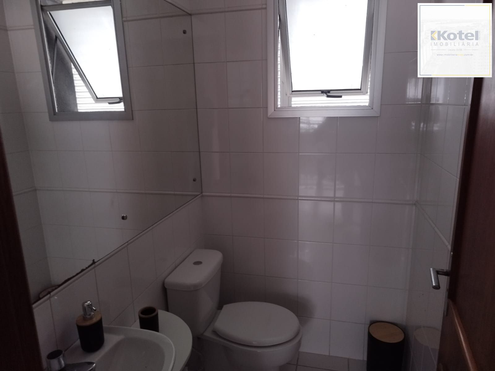 Sala Comercial 1 quartos à venda, 29m², Menino Deus - Porto Alegre — foto 4