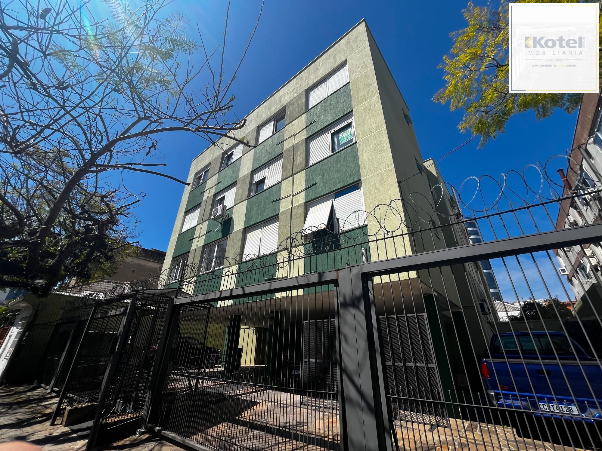 Apartamento de 2 quartos no bairro Menino Deus em Porto Alegre