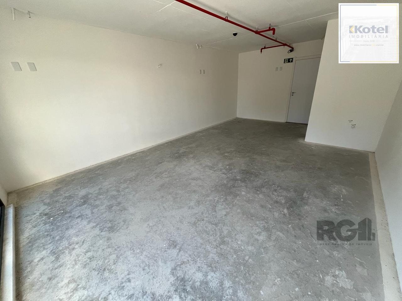 Sala Comercial à venda, 35m², Menino Deus - Porto Alegre — foto 4