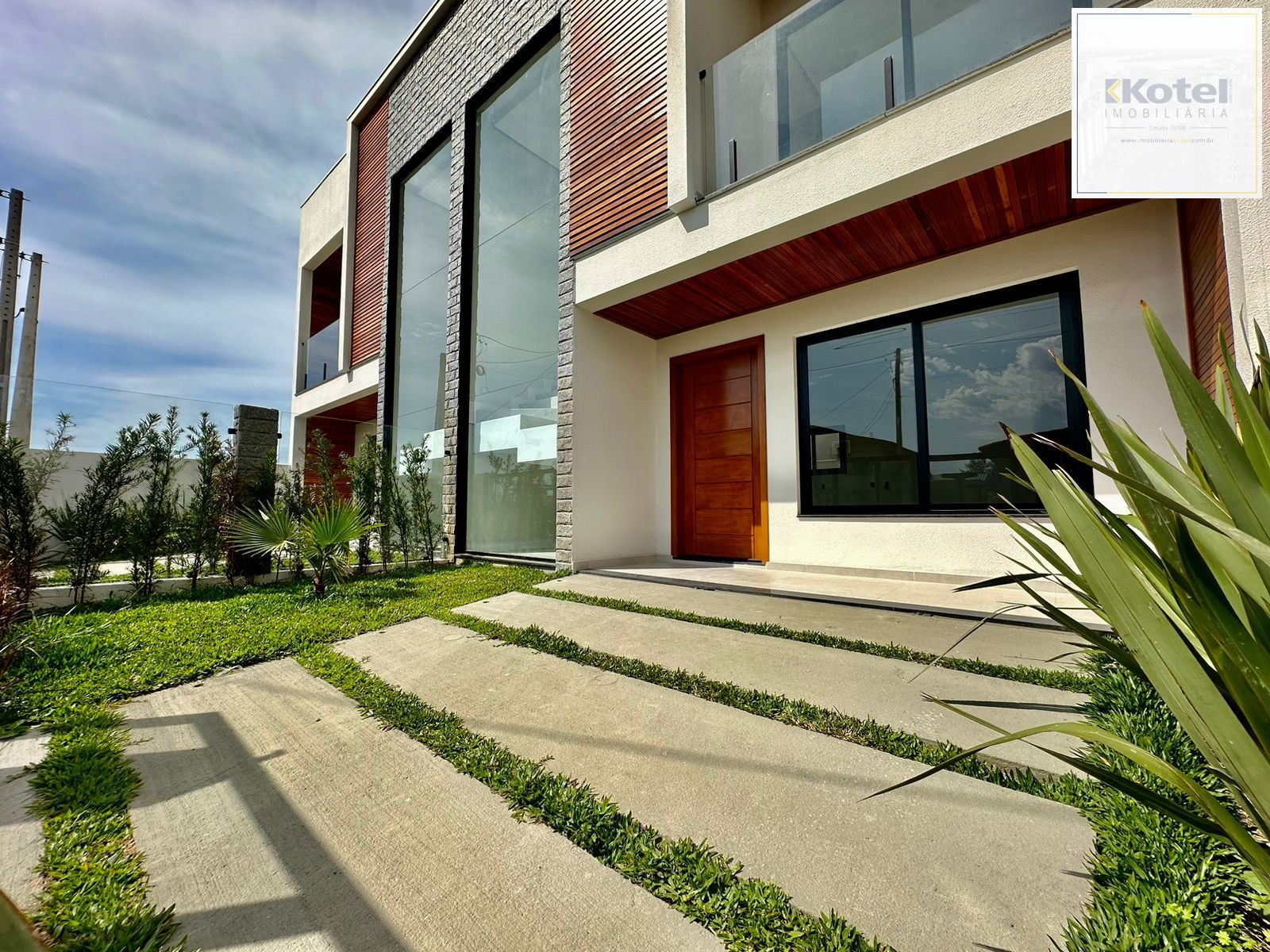 Casa com duas suítes na Praia Azul em Passo de Torres à 150 metros do mar. — foto 2