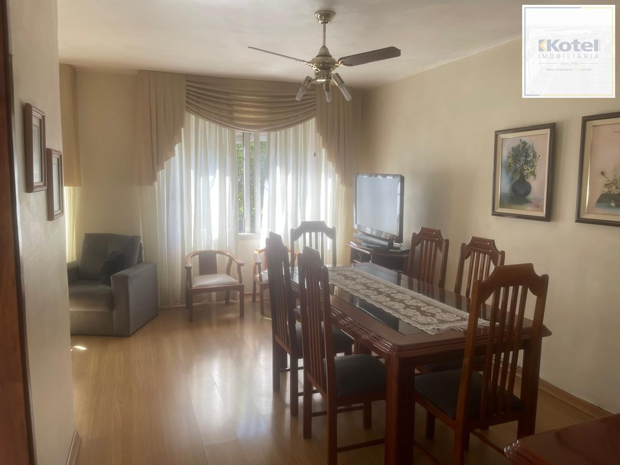 Apartamento de 3 quartos e 1 vaga garagem no bairro Rio Branco em Porto Alegre