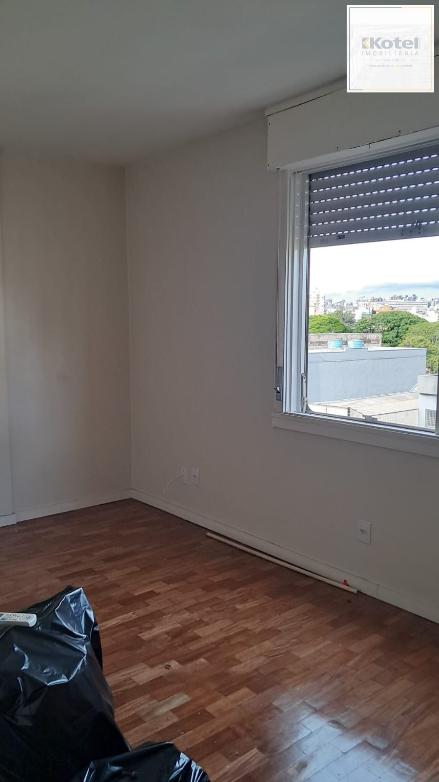 Apartamento de 2 quartos no bairro Menino Deus em Porto Alegre