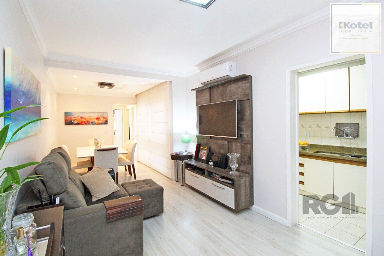 Apartamento de dois dormitórios e dois banheiros no bairro Bom Fim / Rio Branco em Porto Alegre!