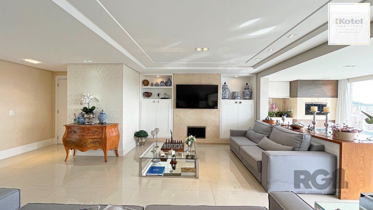 Apartamento semi-mobiliado de três dormitórios, três suítes, sendo a master com banheira, gabinete ou quarto dormitório, dependência completa de empregada e três vagas de garagem no Condomínio Rossi I — foto 5