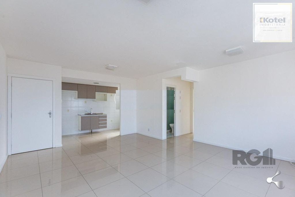 Apartamento 2 dormitórios, sendo 1 suíte, 69 m² de área privativa e 1 vaga(s) de garagem. Localizado na Rua/Av. Dom Claudio Jose Goncalves Ponce De Leao, no bairro Vila Ipiranga em Porto Alegre. — foto 2
