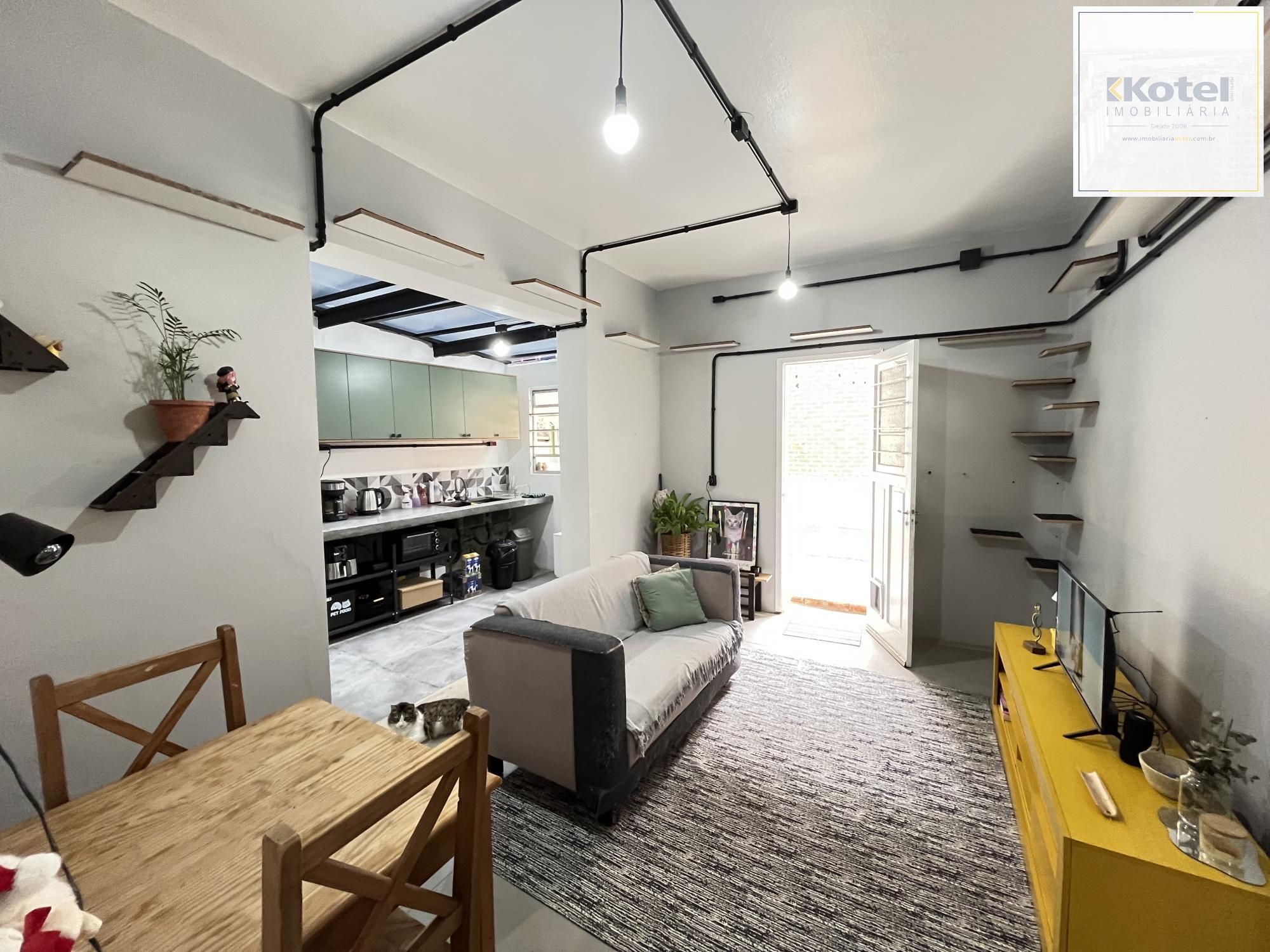 Apartamento de 2 quartos no bairro Menino Deus em Porto Alegre