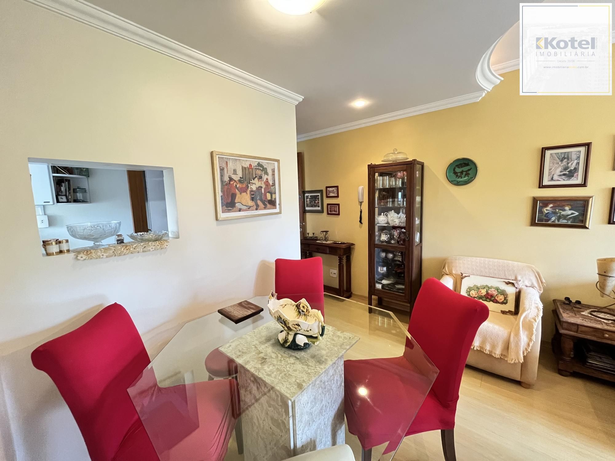 Apartamento de 2 quartos e 1 vaga de garagem no bairro Jardim Carvalho em POA/RS