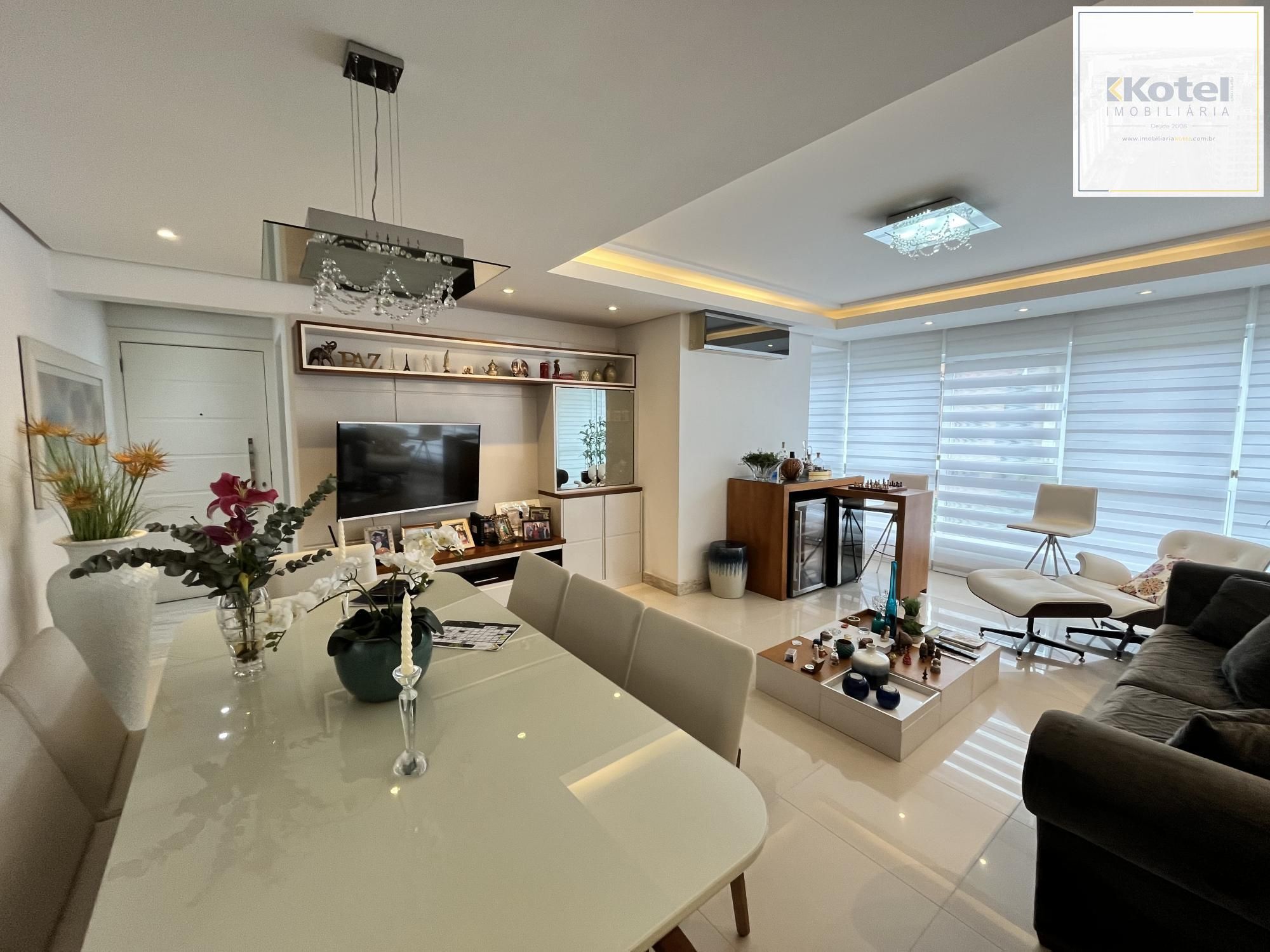 Excelente apartamento de 3 dormitórios, suíte, 2 vagas, no Bairro Boa Vista.