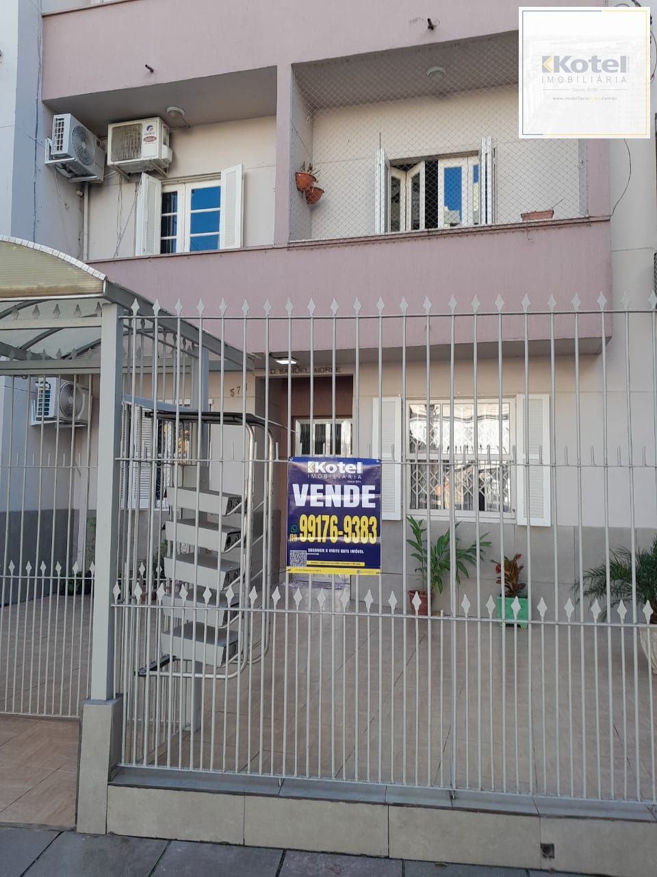Apartamento térreo de dois quartos no bairro Santana em Porto Alegre — foto 2