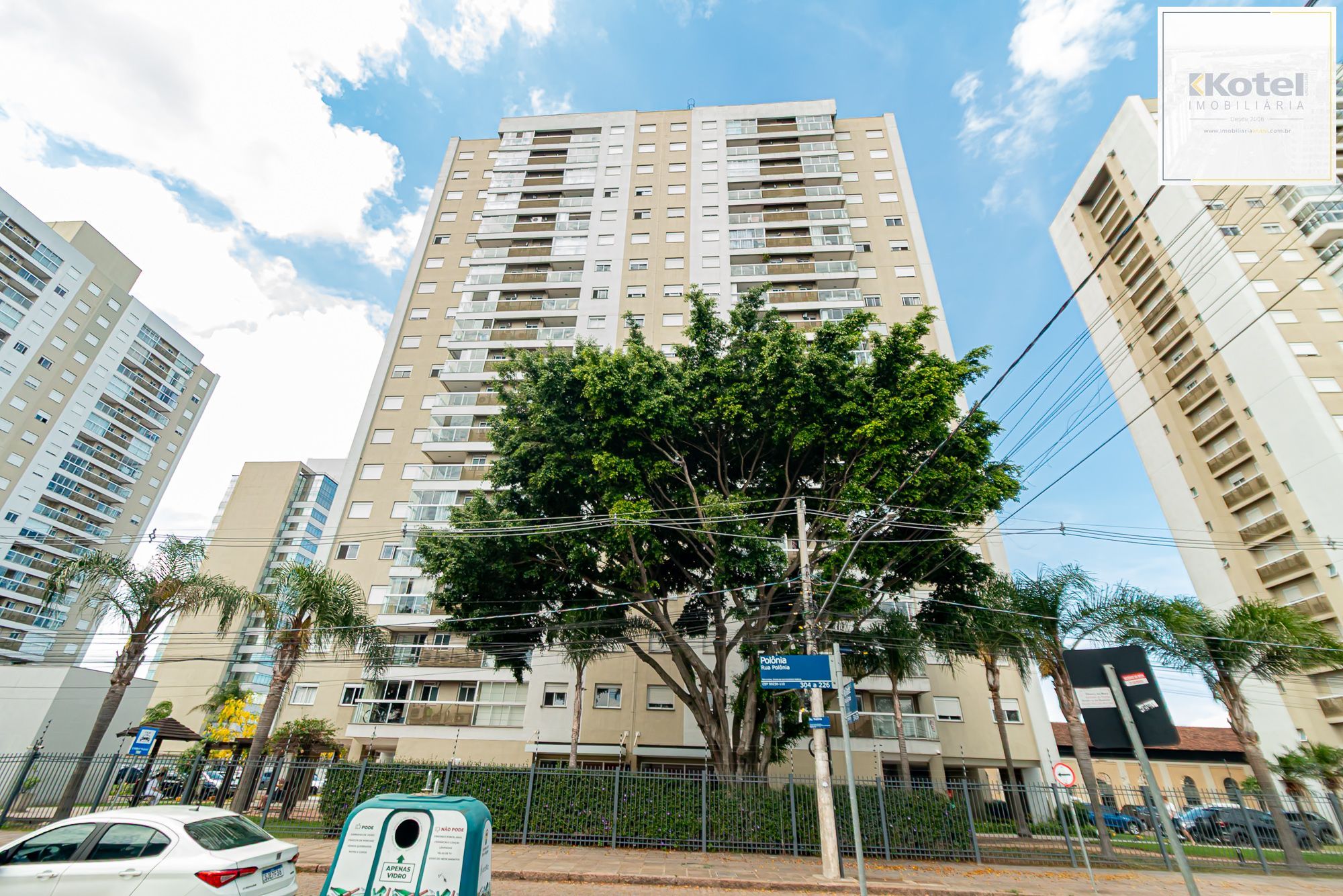 Apartamento 3 dormitórios, 2 banheiros, 1 vaga coberta e piscinas B. São Geraldo — foto 2