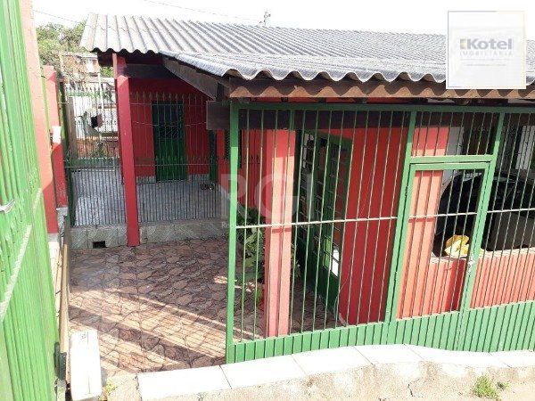 Casa para Venda - 150m², 5 dormitórios, 3 vagas - intersul