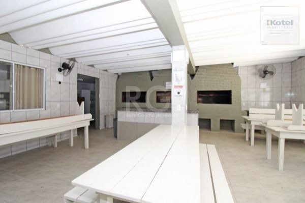 Apartamento para Venda - 70m², 3 dormitórios, Camaquã — foto 2