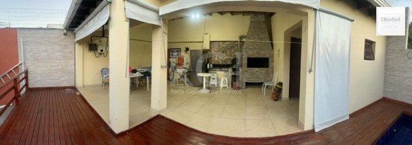 Casa para Venda - 230m², 4 dormitórios, sendo 1 suites, 4 vagas - Krahe