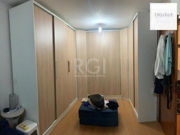 Casa para Venda - 230m², 4 dormitórios, sendo 1 suites, 4 vagas - Krahe