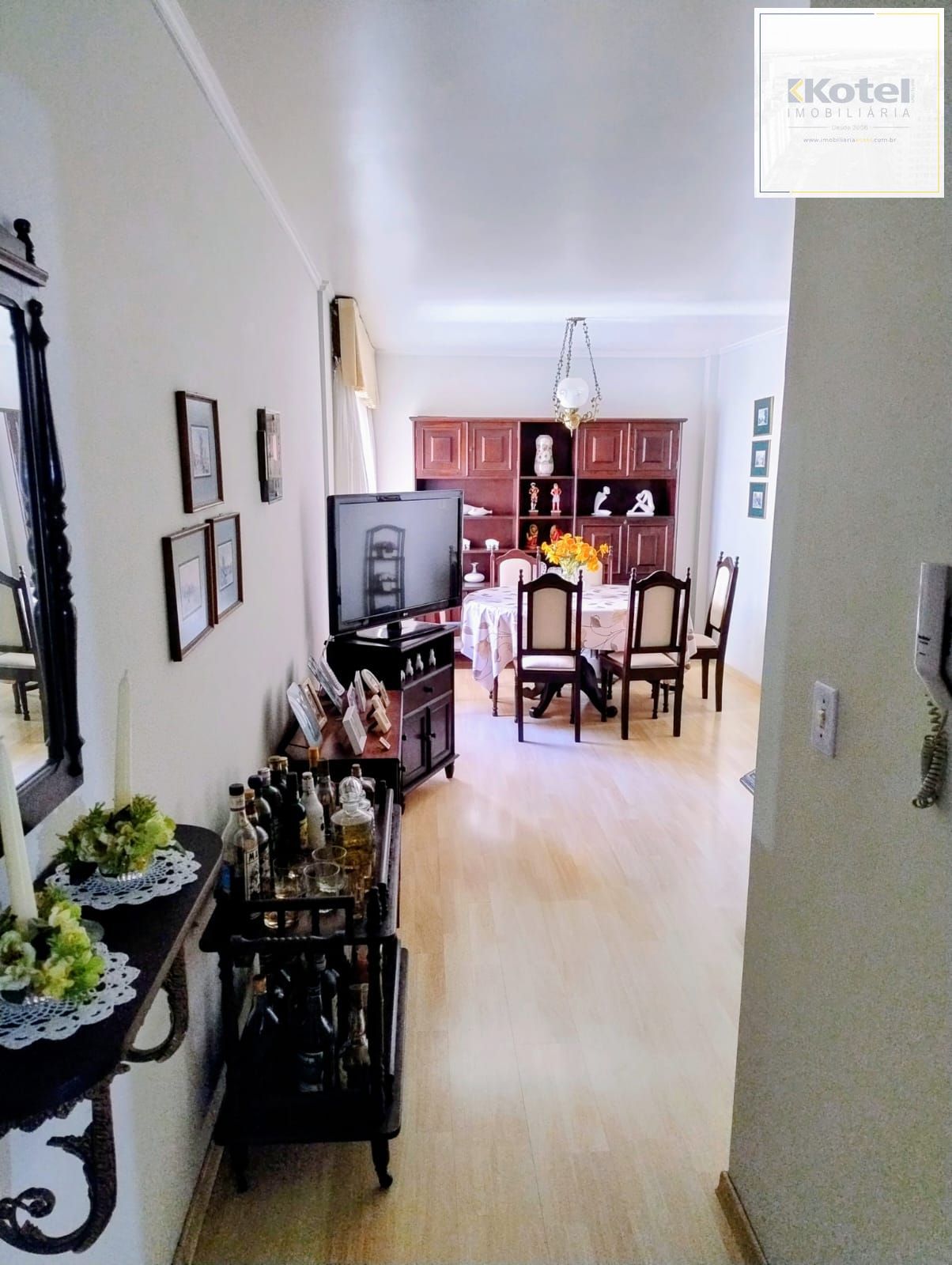 Apartamento 114 m² privativos 3 dormitórios, 1 suíte, 1 vaga. Cristo Redentor.