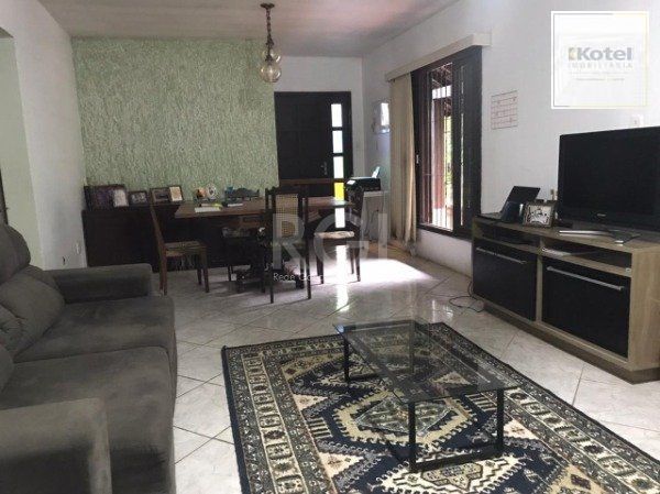 Casa para Venda - 147m², 3 dormitórios, sendo 1 suites, 2 vagas - Ideal — foto 4