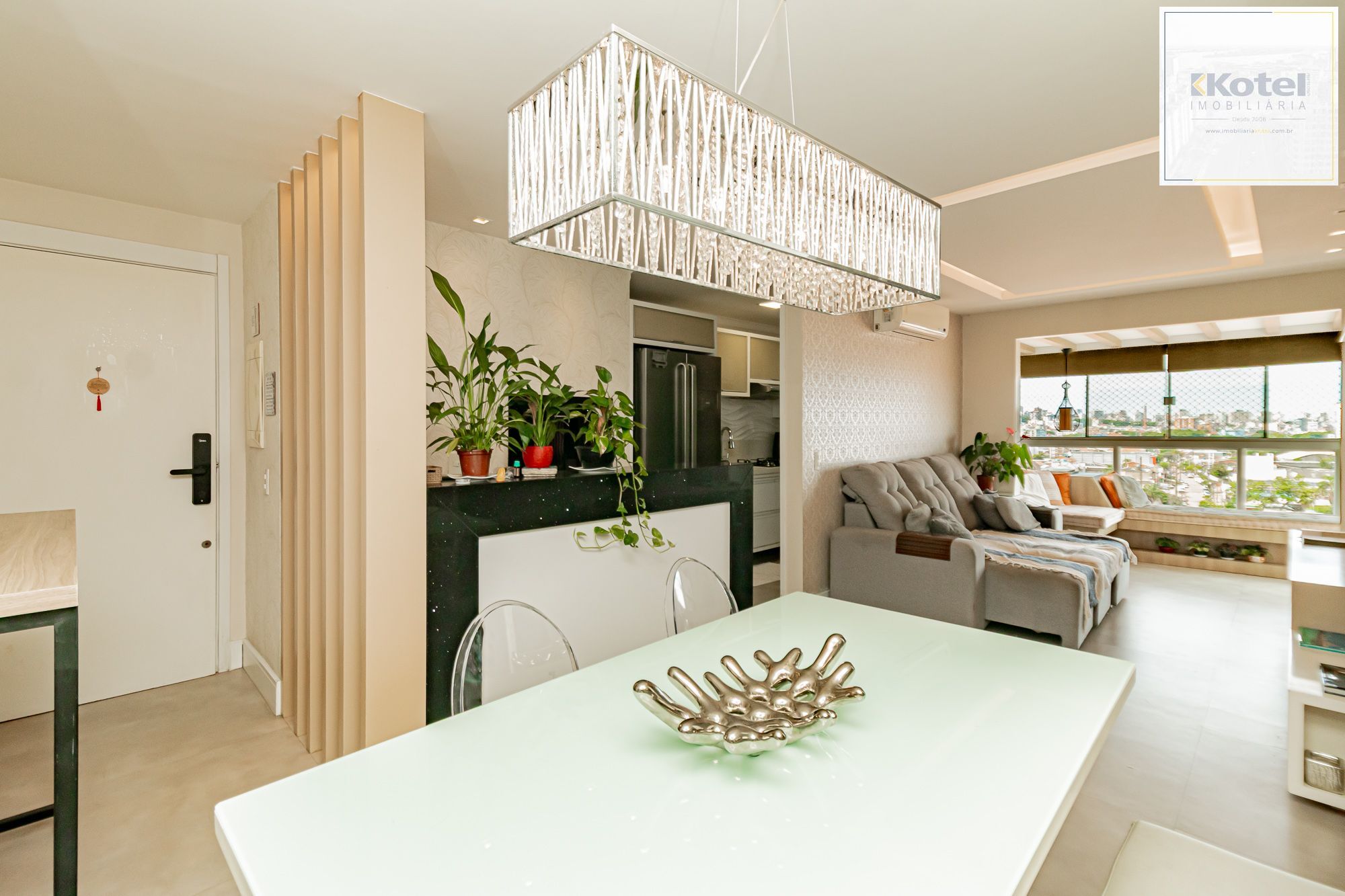 Apartamento 3 dormitórios, 2 banheiros, 1 vaga coberta e piscinas B. São Geraldo — foto 3